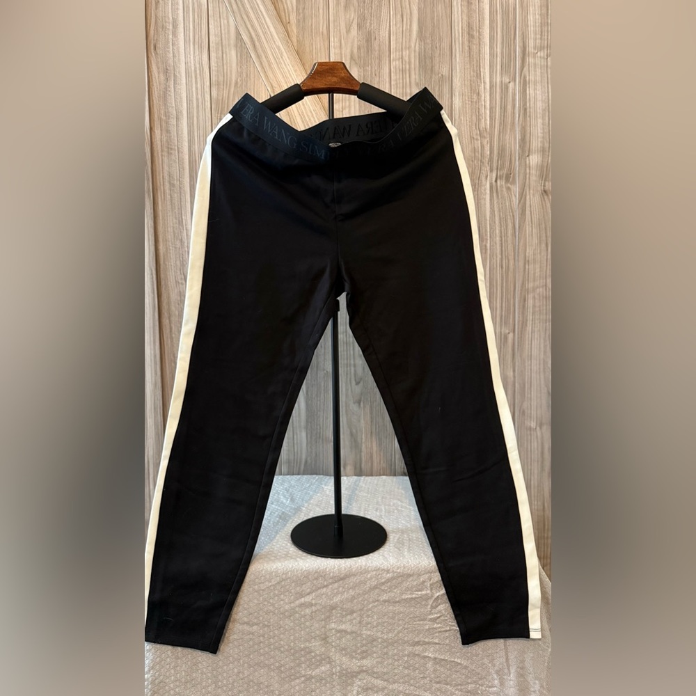 Simply Vera Vera Wang Black Joggers with Cream Side Stripe – Size L